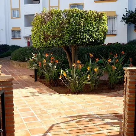 Rancho B 10 Apartment